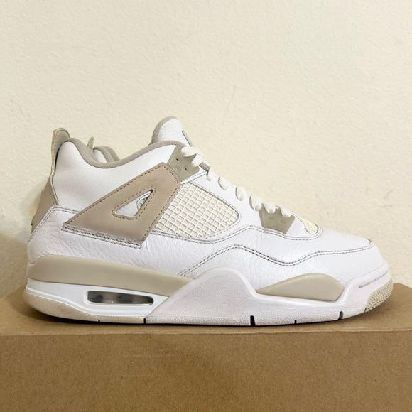 Jordan 4 Retro Sand size 8Y / 8 Men’s 487724-118 2017 PRE-OWNED *SUPER RARE* - Picture 1 of 10